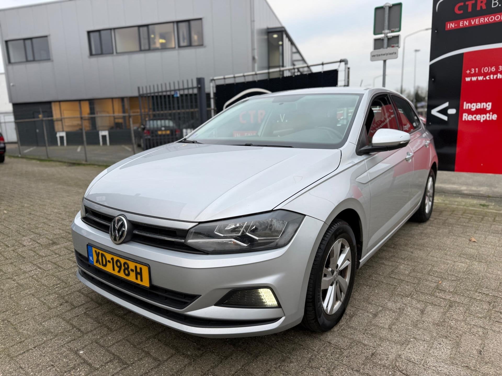 Volkswagen Polo 1.0 TSI Comfortline (bj 2018) AIRCO|MF STUUR, Voorwielaandrijving, Stof, Euro 6, 23 km/l