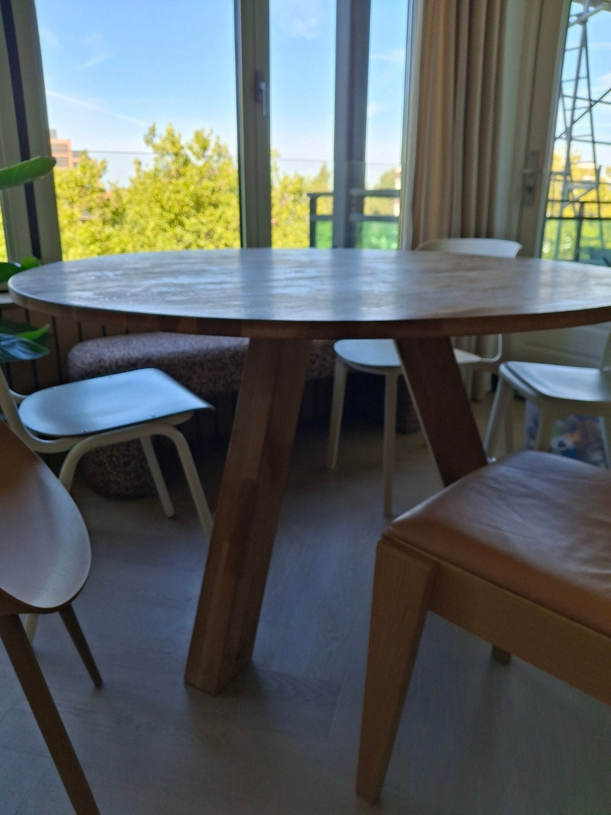 Ronde houten eettafel, Huis en Inrichting, Ophalen, Gebruikt, Vijf personen of meer, 100 tot 150 cm