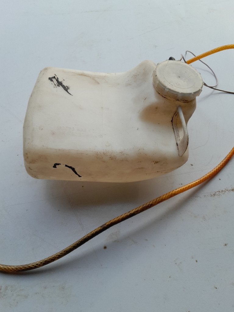 Mercedes W123 T ruitensproeiertankje achter, Ophalen of Verzenden