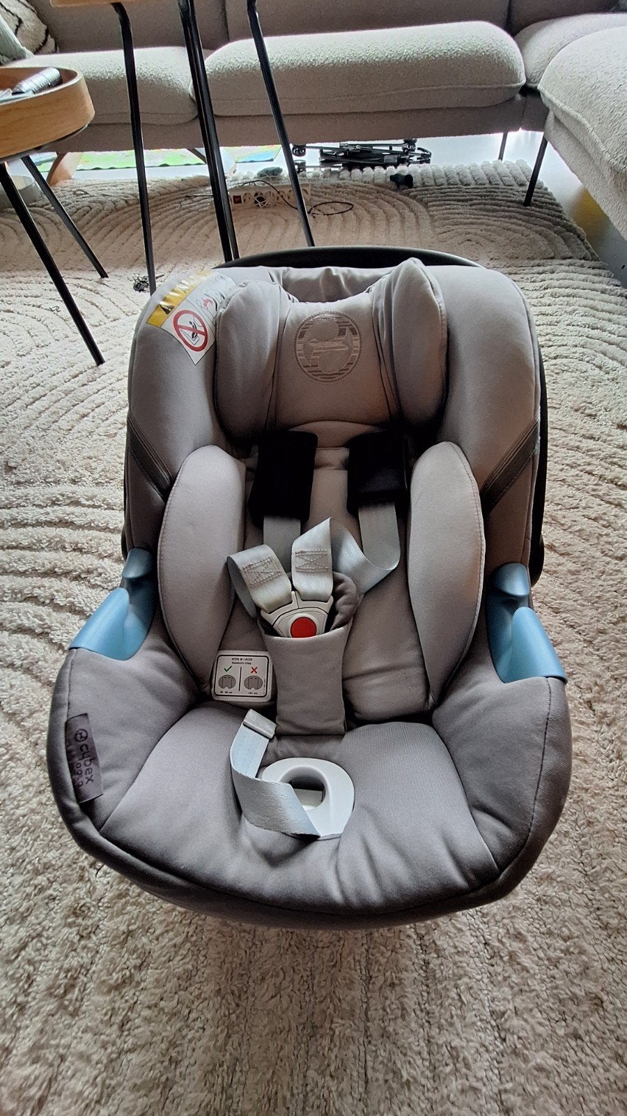 Cybex Aton M autostoel - Zo goed als nieuw, Autogordel, Zo goed als nieuw, 0 t/m 13 kg, Ophalen