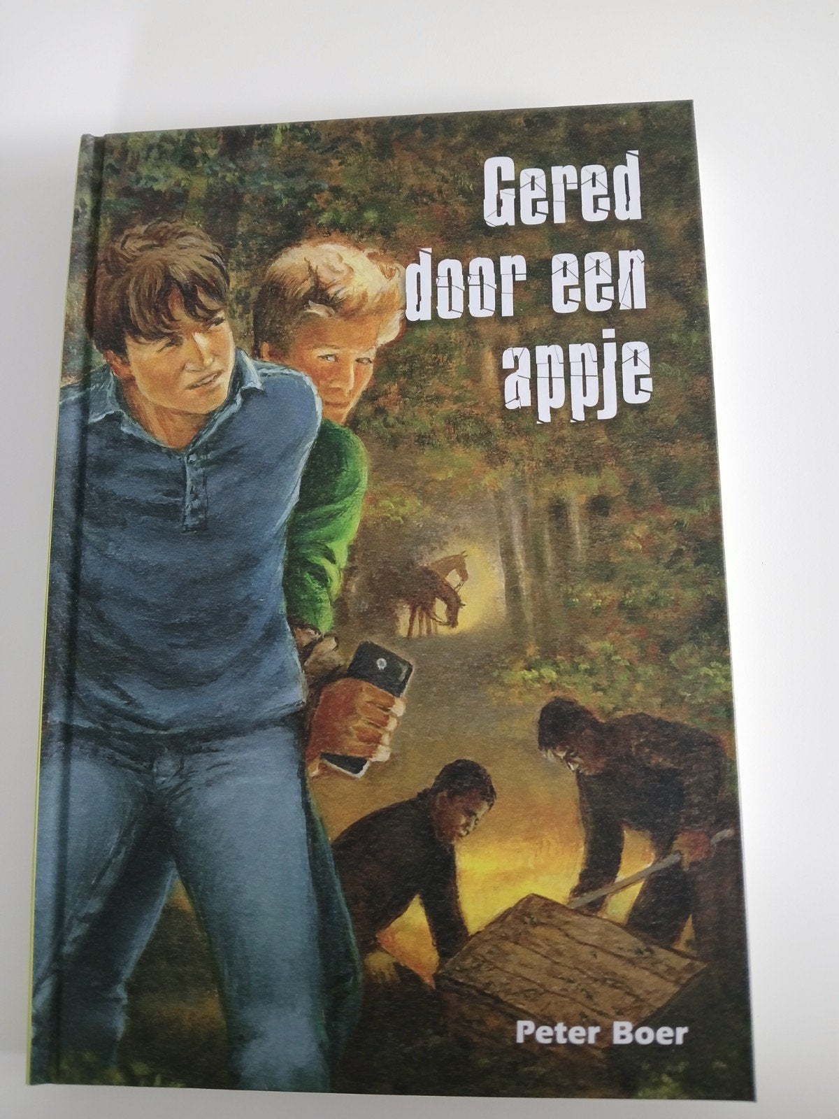 Boek Gered door een appje, Ophalen, Zo goed als nieuw