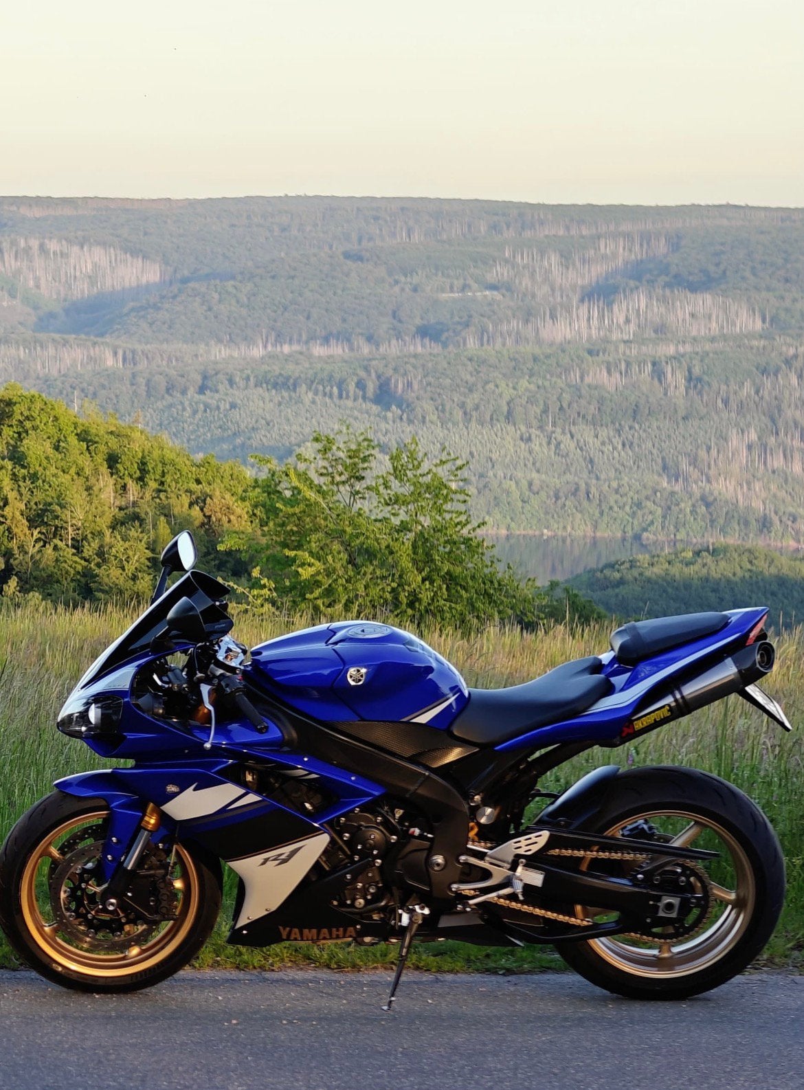 Yamaha R1 uit 2008 met Akrapovic, Sportuitlaat, 4 cilinders, Motorrijbewijs A, Gebruikt