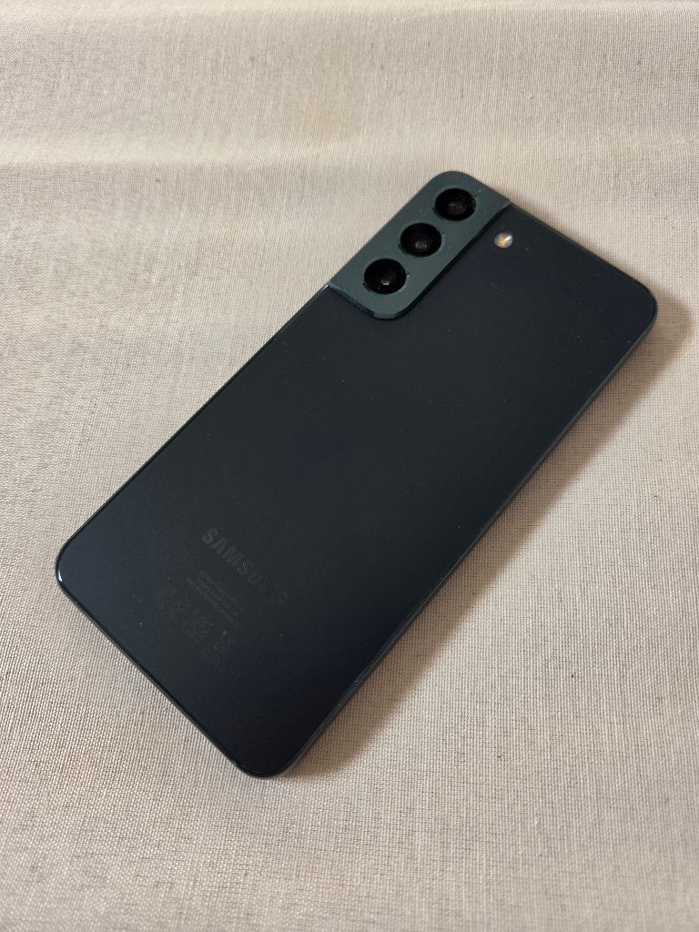 Samsung Galaxy S22 als nieuw met 2 cases