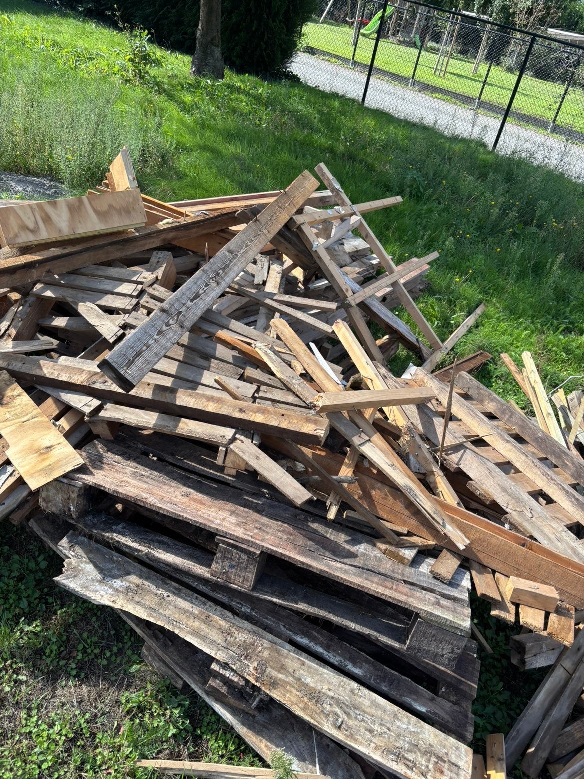 Gratis - brandhout, Tuin en Terras, Haardhout, Minder dan 3 m³, Ophalen
