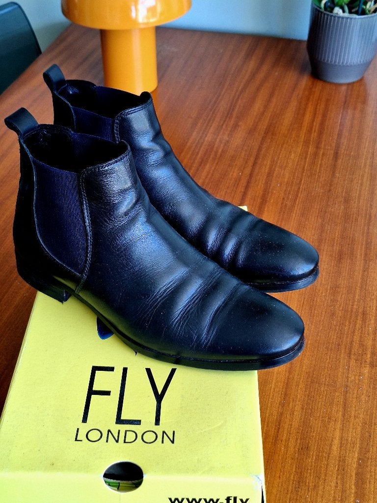 Chelsea boots Fly London maat 41, Zwart, Boots, Ophalen of Verzenden, Zo goed als nieuw