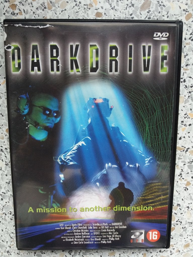 "Darkdrive", A mission to another dimension., Vanaf 16 jaar, Ophalen of Verzenden, Science Fiction, Gebruikt