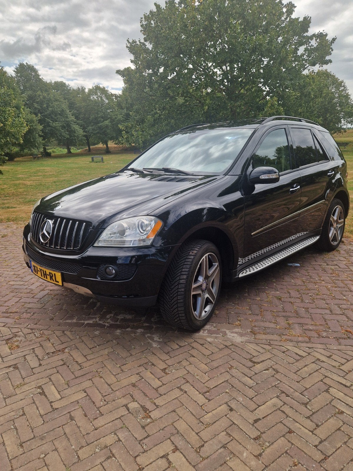 Mercedes- Ml500 4 Matic-  Xenon-Pano-Leer-Carplay, Automaat, Automatische klimaatregeling, Zwart, Stationwagon