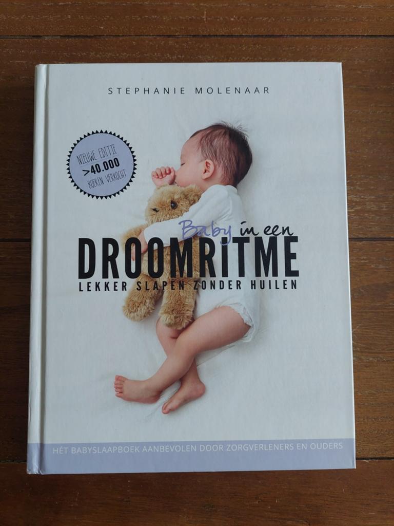 Stephanie Molenaar - Baby in een droomritme, Stephanie Molenaar, Ophalen of Verzenden, Zo goed als nieuw, Opvoeding tot 6 jaar