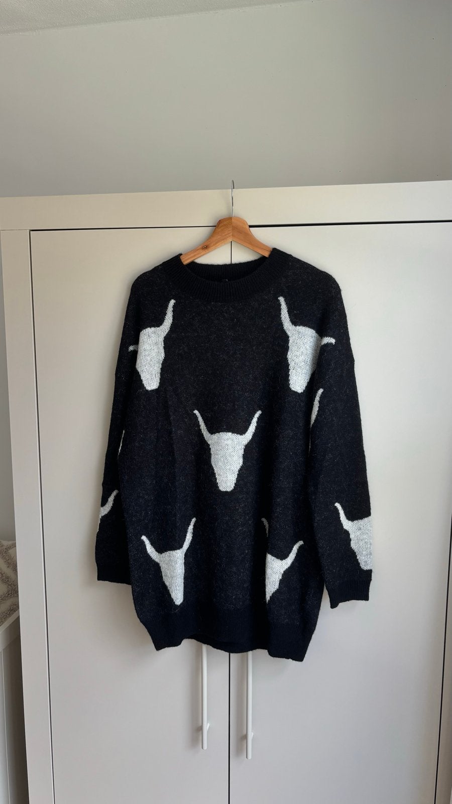 Alix the Label trui met stierenkoppen - Maat XS, Ophalen of Verzenden, Zo goed als nieuw, Maat 34 (XS) of kleiner, Zwart