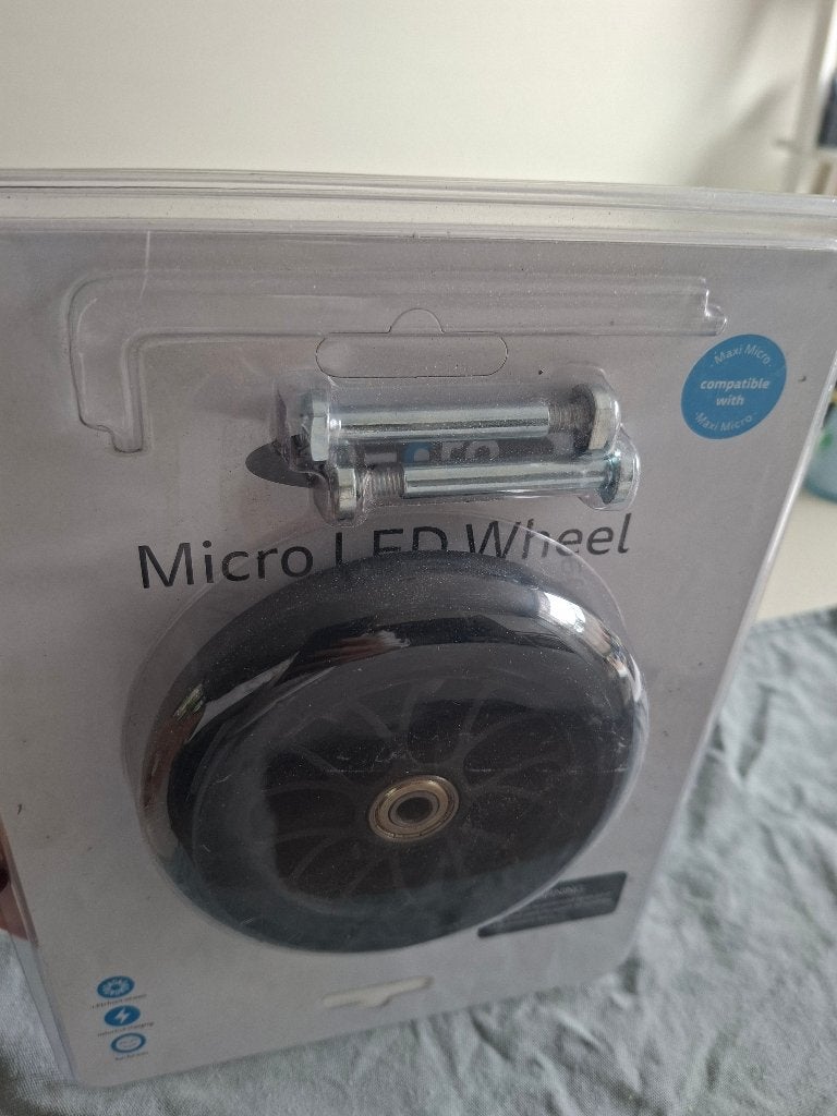 Voorwielsetje 2 stuks met LED voor Micro Step, Ophalen of Verzenden, Nieuw, Gewone step, Micro