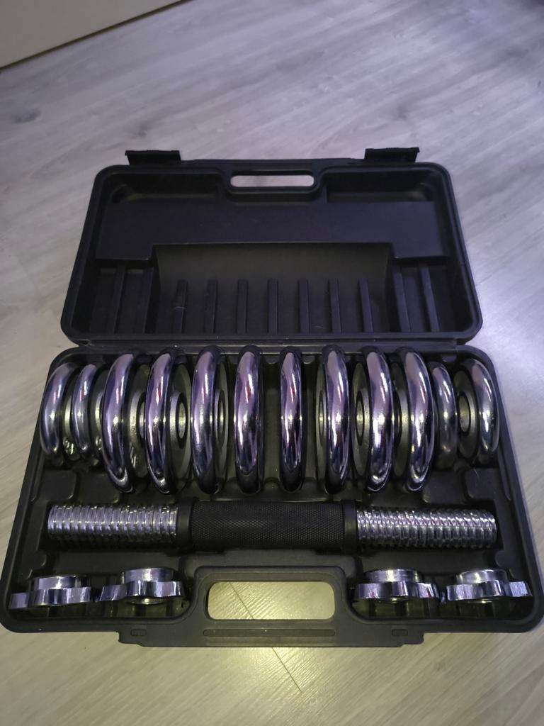 Dumbbellset met koffer - Verstelbare gewichten, Sport en Fitness, Fitnessmaterialen, Ophalen of Verzenden, Gebruikt, Rug, Halterset