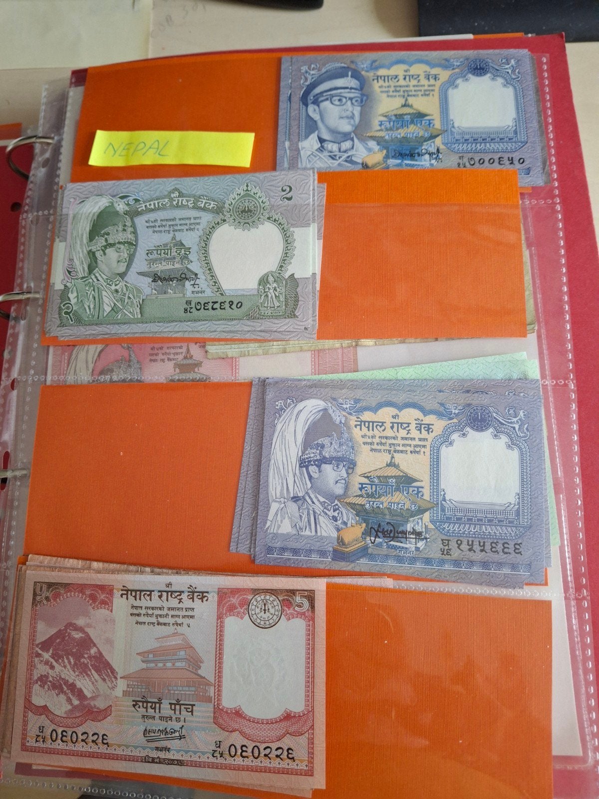 14 verschillende Nepalese bankbiljetten - verzameling, Ophalen of Verzenden