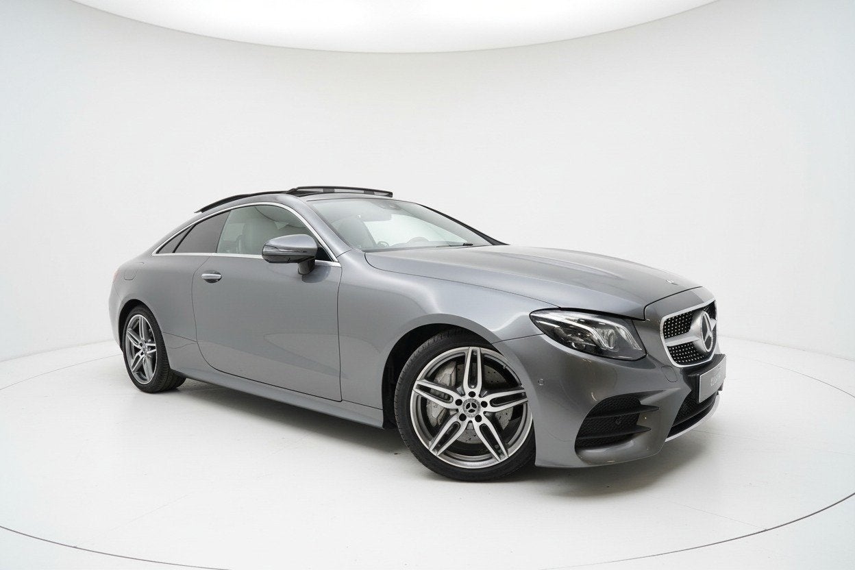 Mercedes-Benz E-klasse Coupé 300 AMG PANO WIDESCREEN 360, Auto's, Automaat, Achterwielaandrijving, 4 cilinders, 4 stoelen
