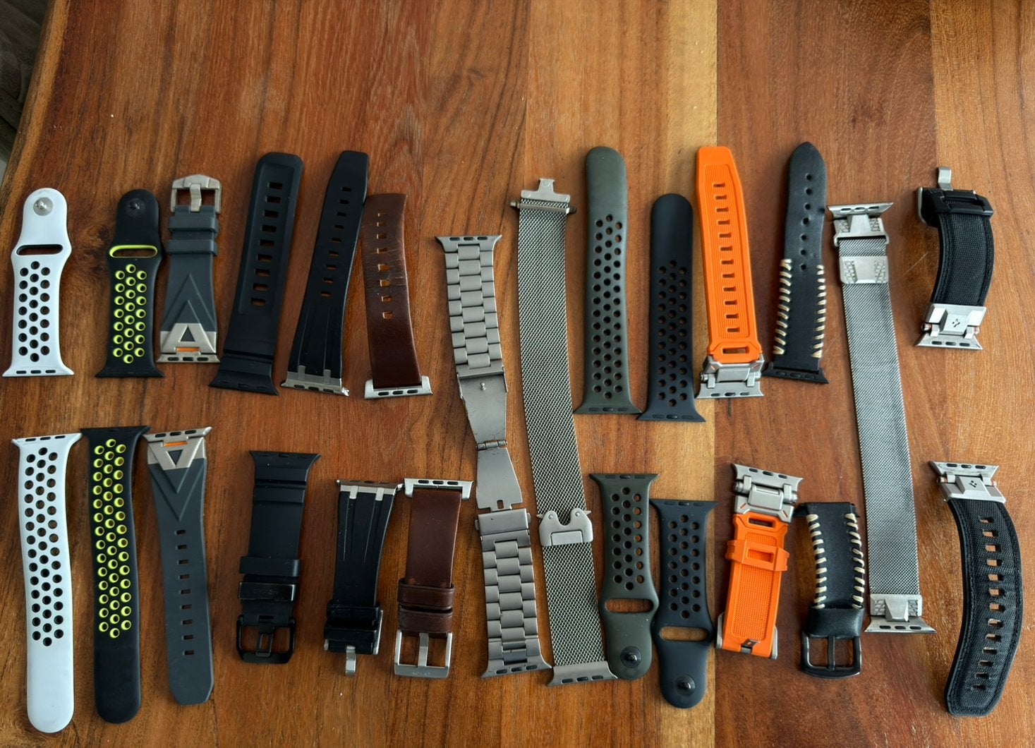 14x Apple Watch bandjes 44 / 45 / 49 mm, Sieraden, Tassen en Uiterlijk, Ophalen of Verzenden, Gebruikt, Zwart, IOS