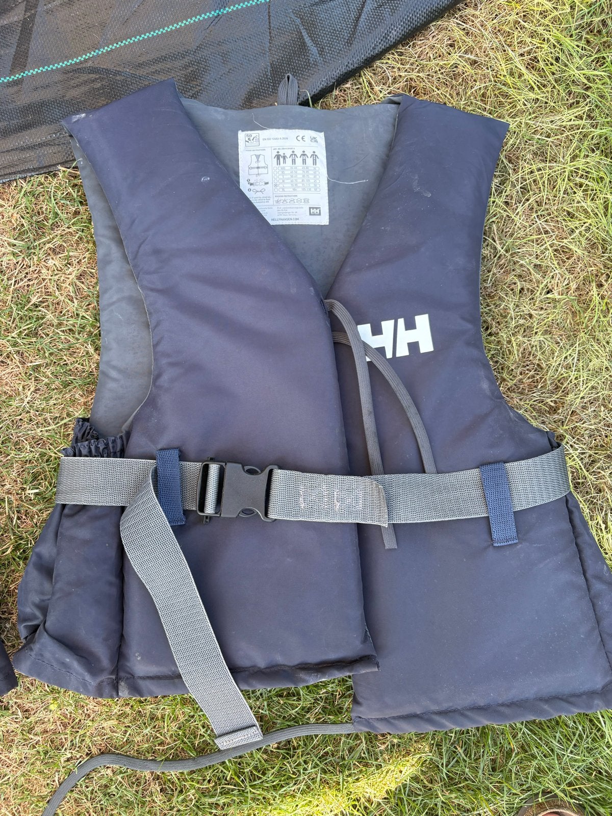 Helly Hansen Zwemvest / Reddingsvest - Maat L (70-90kg), Watersport en Boten, Watersportkleding, Ophalen, Gebruikt, Dame of Heer