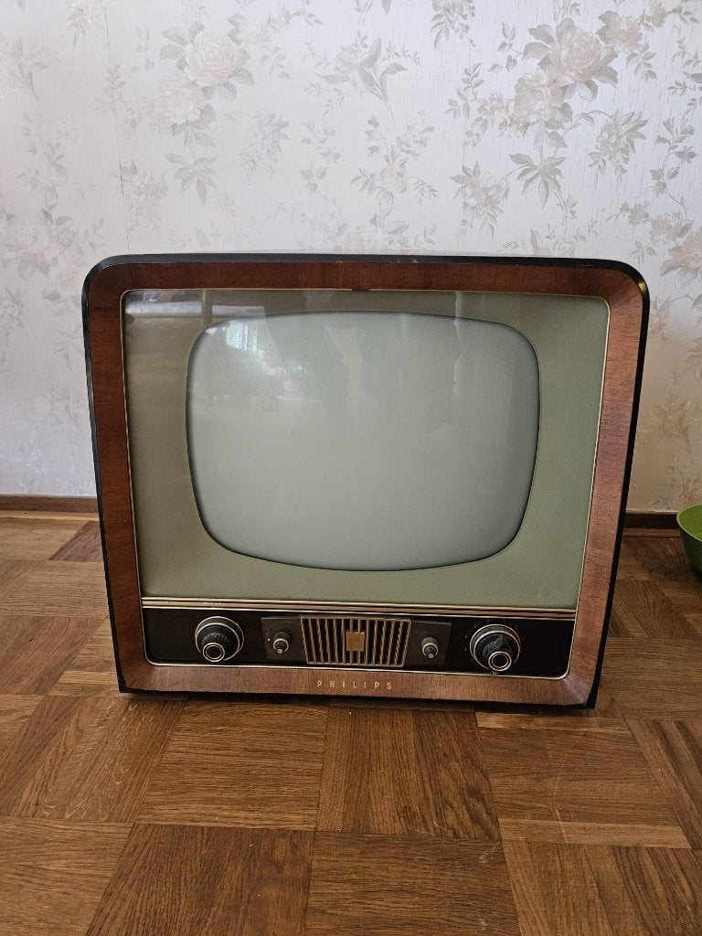 Vintage zwart-wit tv Philips niet werkend, Ophalen