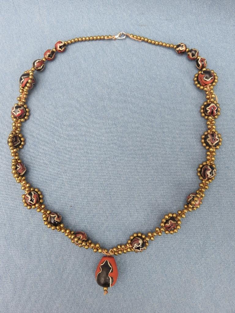 Kralen ketting van millefiori glas - 19e – 20e eeuw, Ophalen of Verzenden, Overige materialen, Ketting