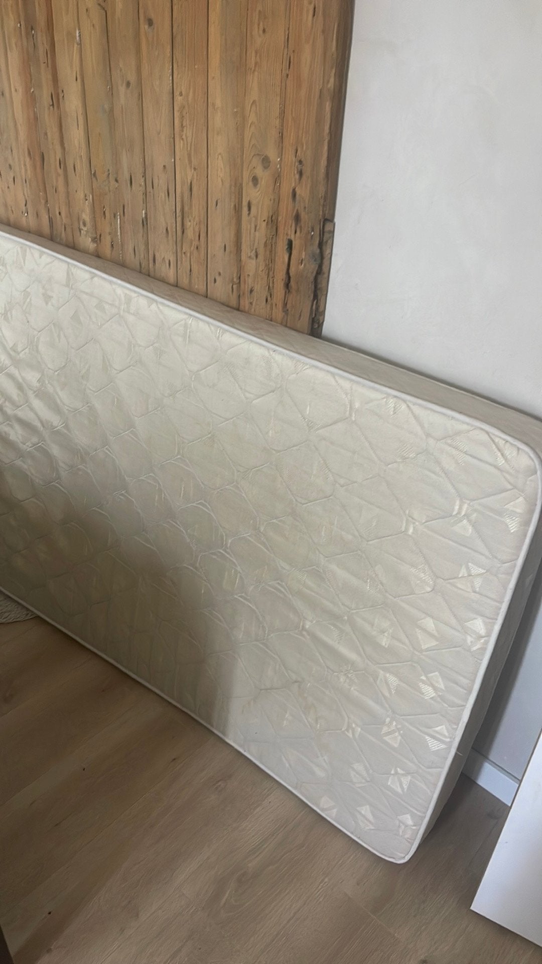 Matras- goed, Ophalen, Zo goed als nieuw, Eenpersoons, 90 cm