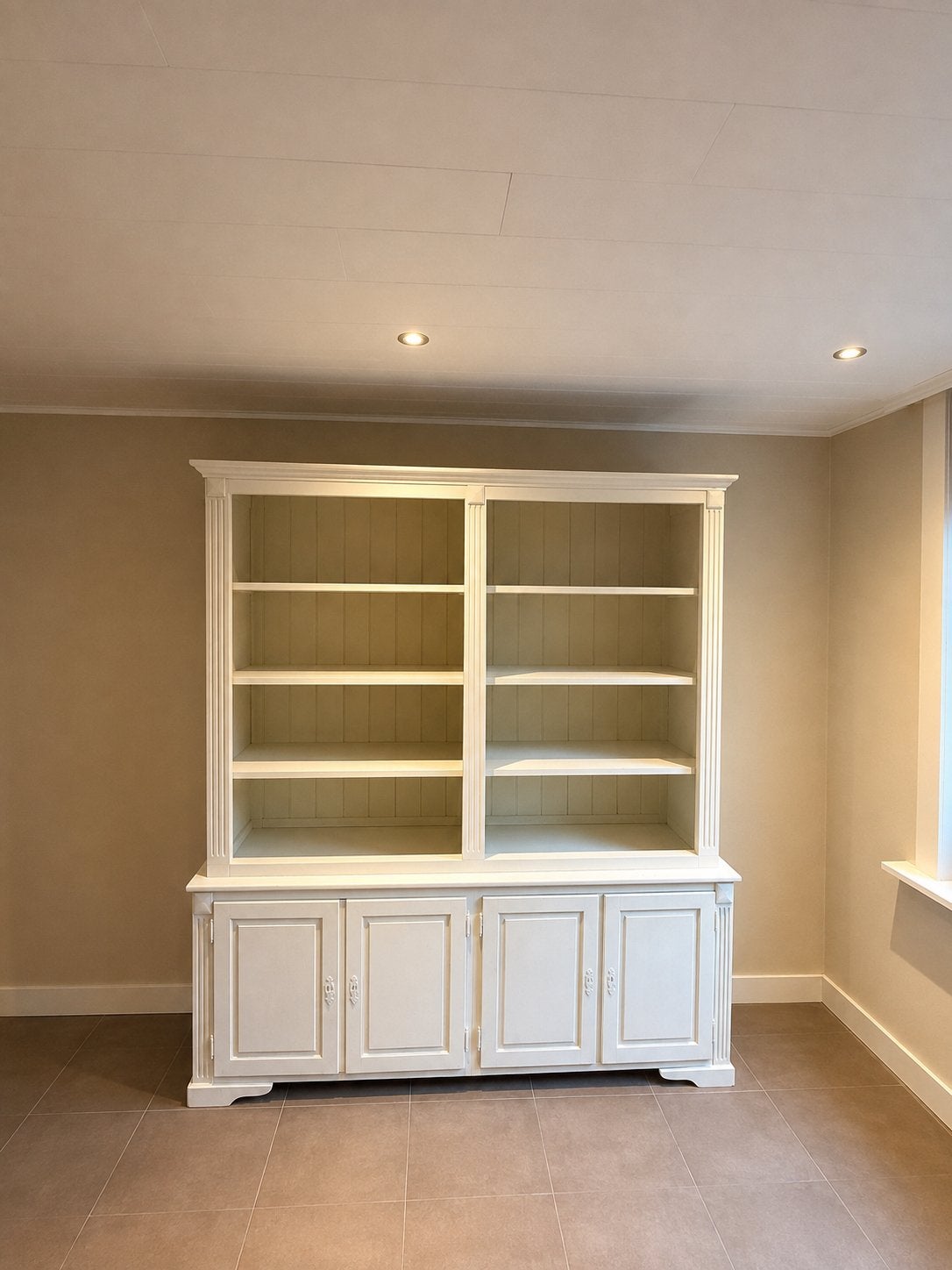 Massieve Grenen ( Den ) kast te koop, Huis en Inrichting, Ophalen, Zo goed als nieuw, 25 tot 50 cm
