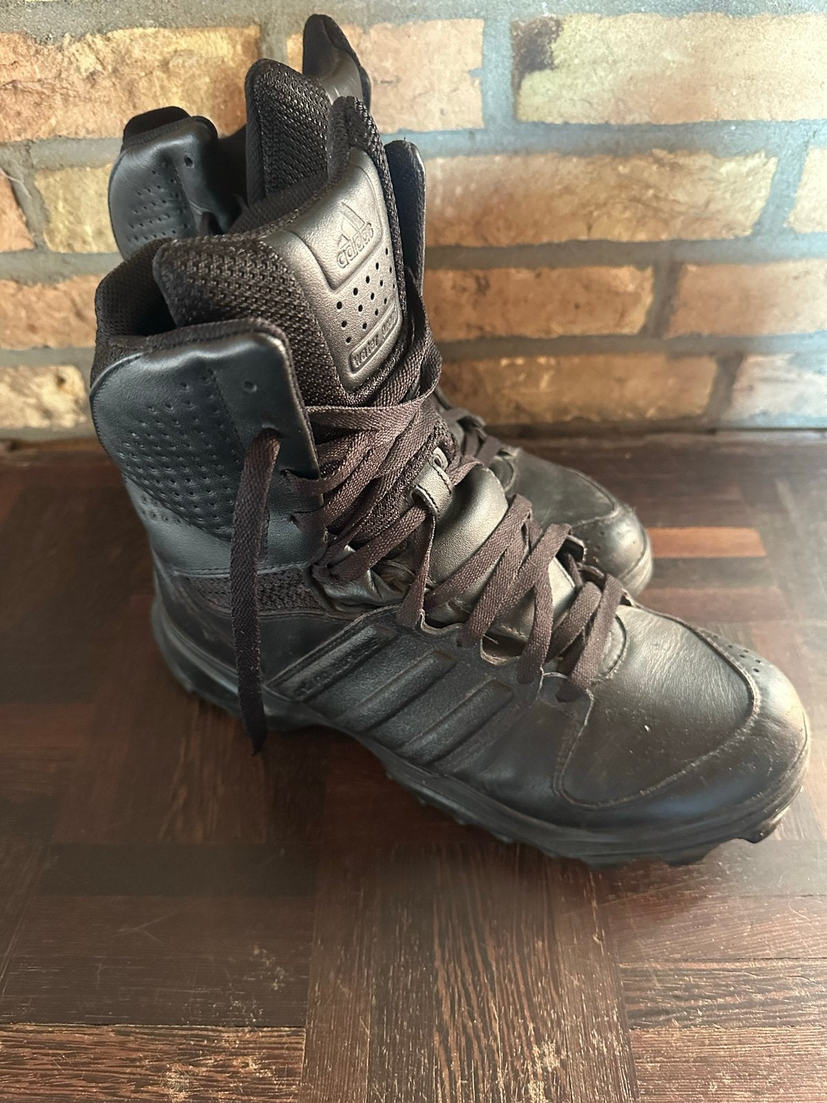 Adidas GSG9.2 militaire wandelschoenen maat 44, Ophalen of Verzenden, Gedragen, Zwart, Wandelschoenen of Bergschoenen