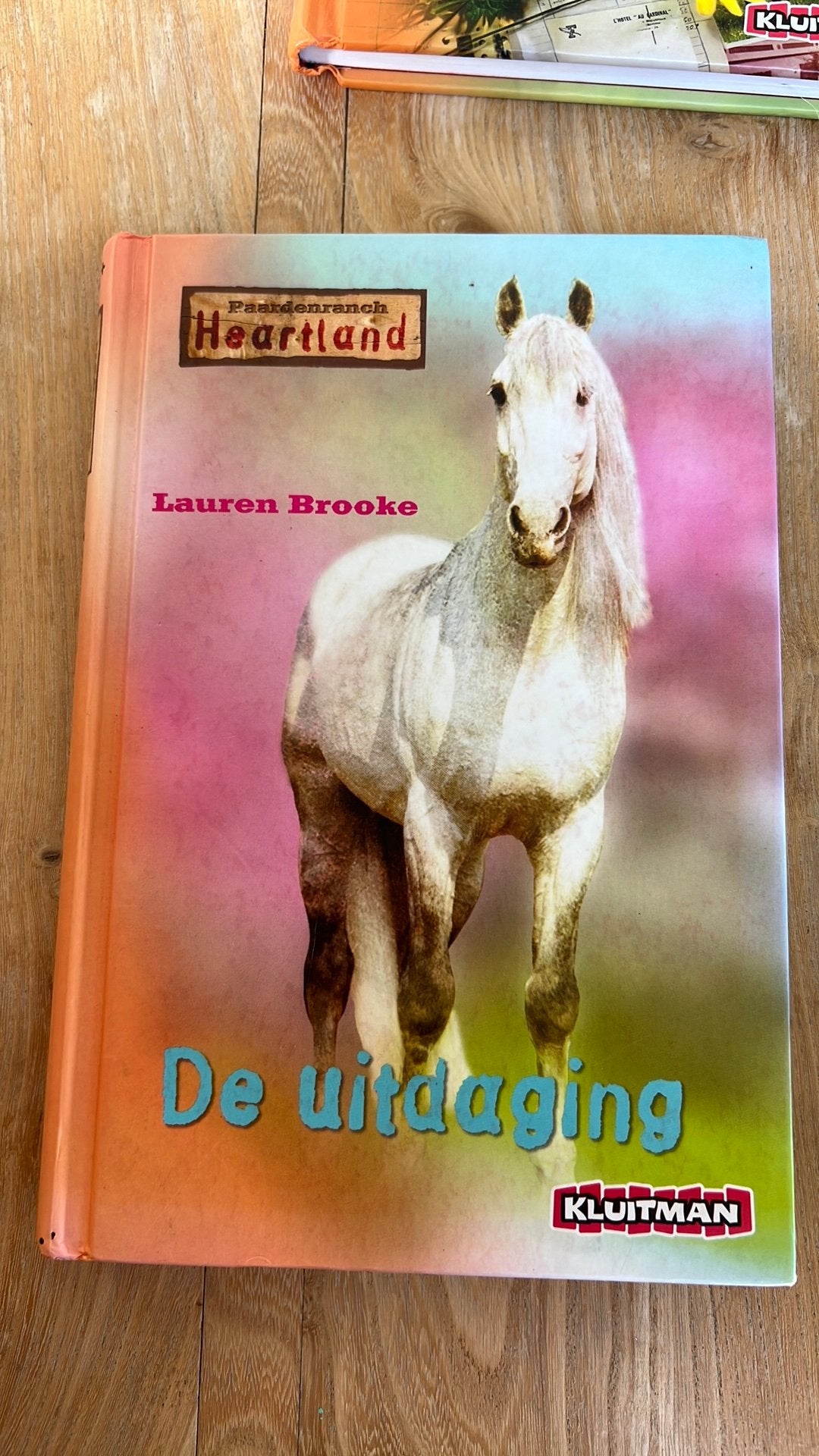 Heartland - De uitdaging L. Brooke, Ophalen of Verzenden, Zo goed als nieuw, L. Brooke