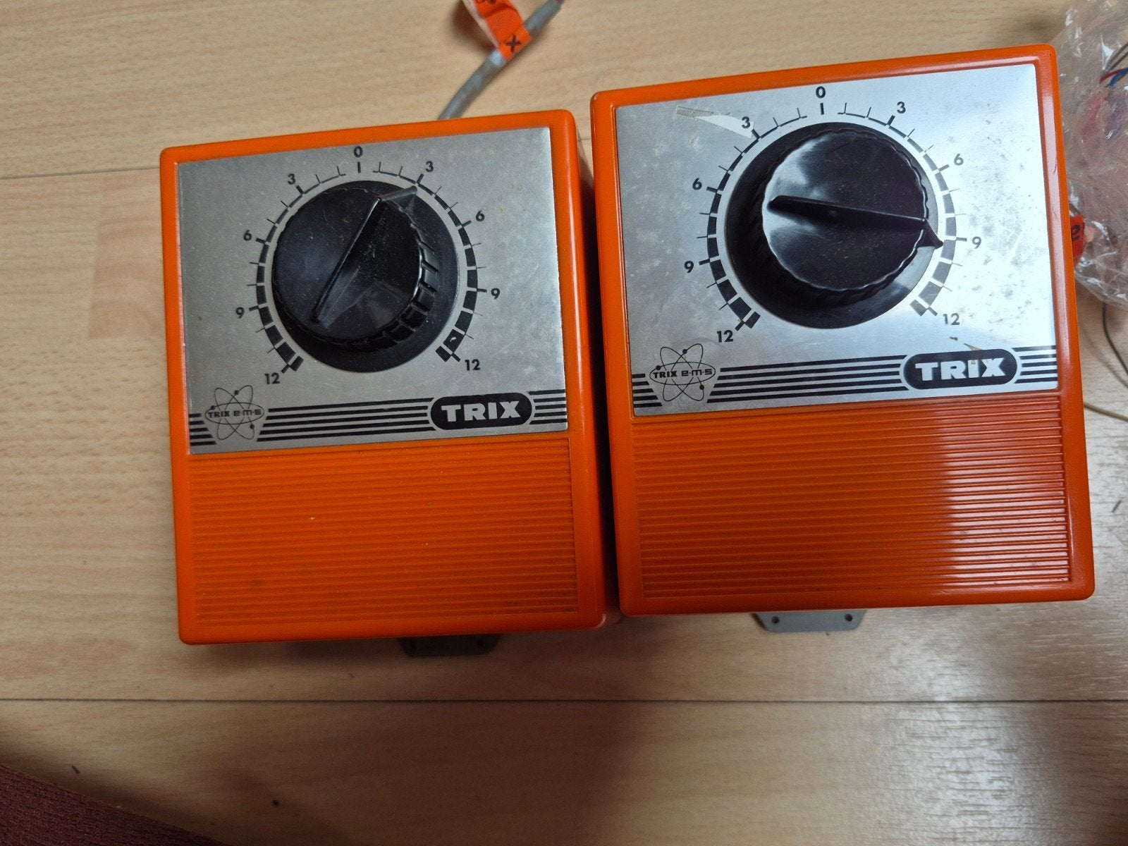 2 x EMS trafo's, Ophalen of Verzenden, Gelijkstroom, Transformator of Voeding