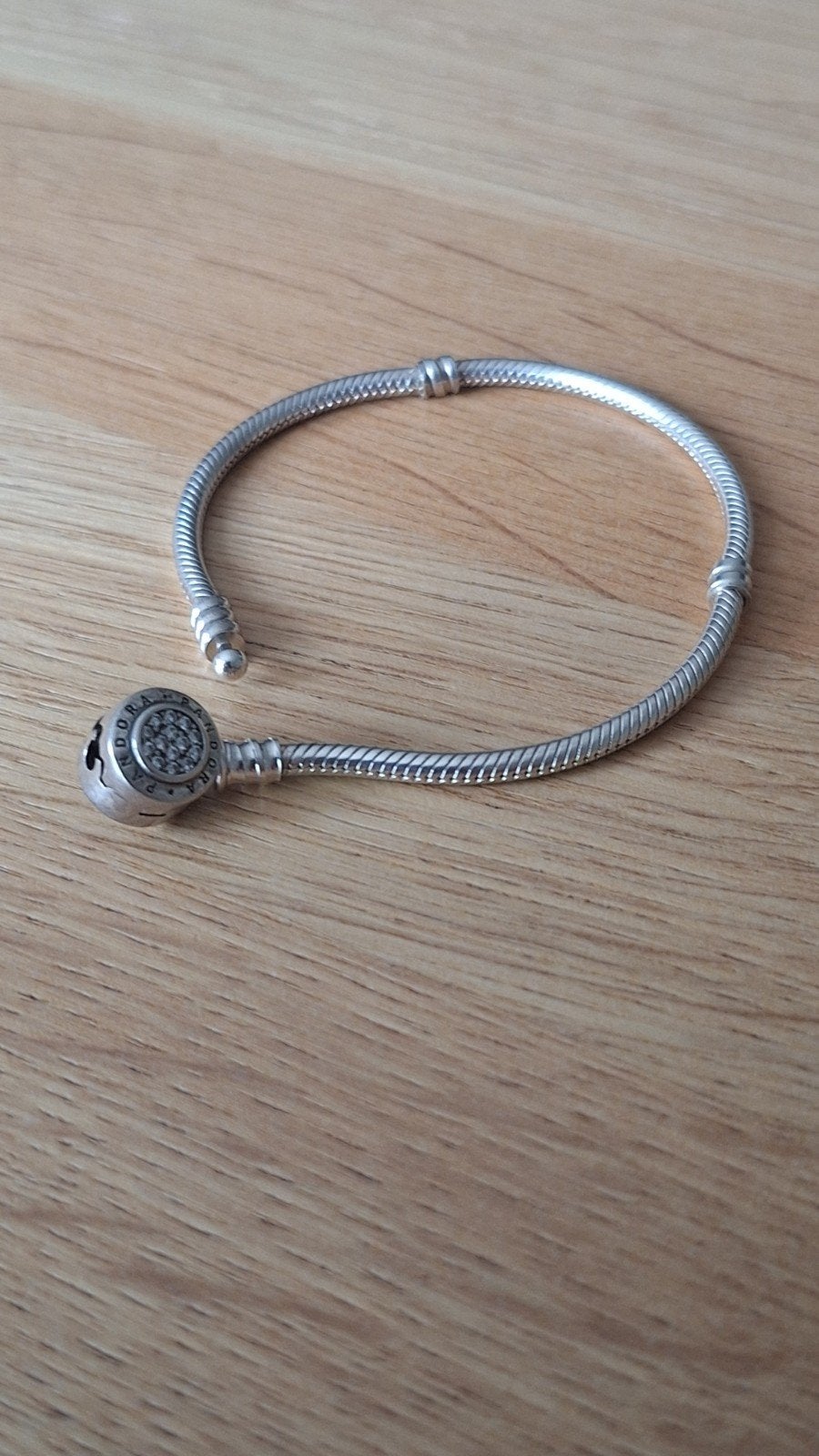 Pandora zilveren armband met mooie clip sluiting 19 cm, Ophalen of Verzenden, Zo goed als nieuw, Zilver, Zilver