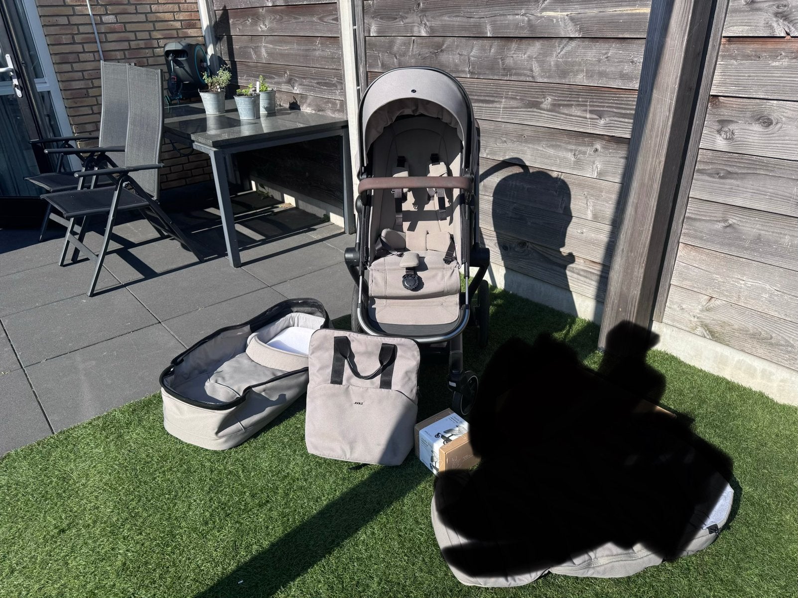 Joolz Day + (Plus) kinderwagen Sage Green + veel accessoires, Zo goed als nieuw, Combiwagen, Met reiswieg, Ophalen