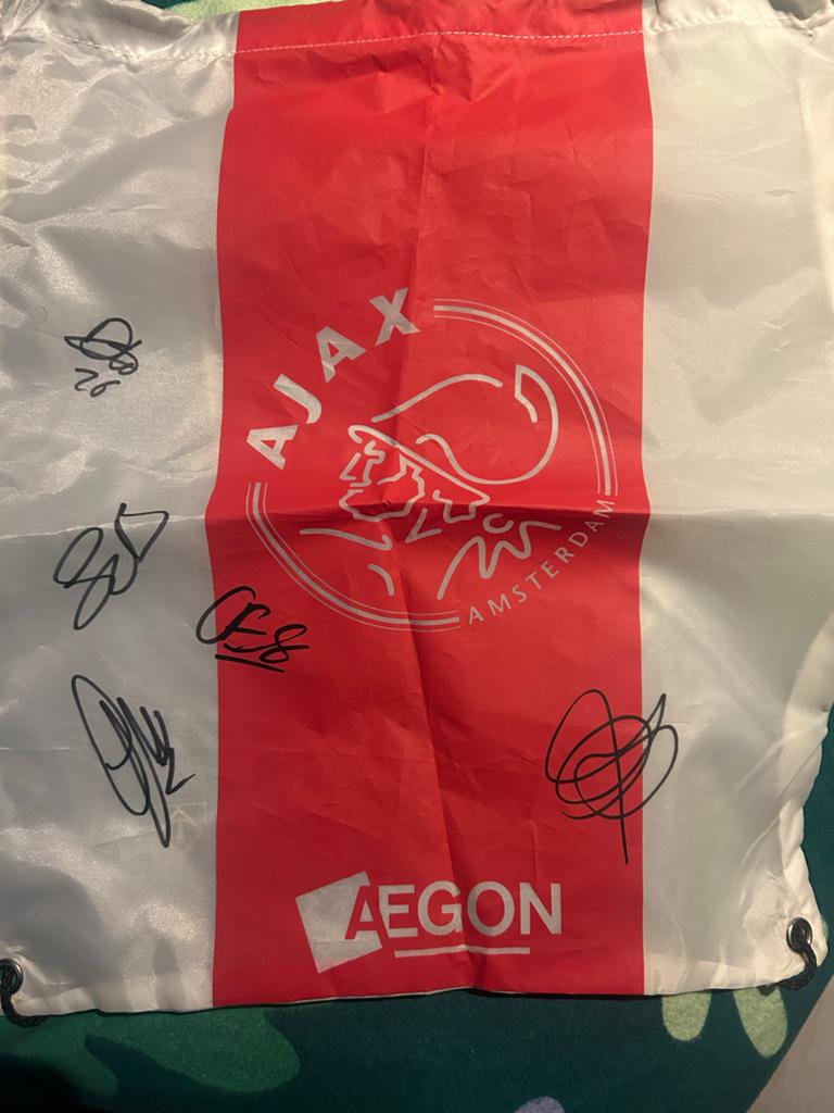 Ajax Gymtas met handtekeningen seizoen 2011/2012, Ophalen of Verzenden, Zo goed als nieuw, Ajax