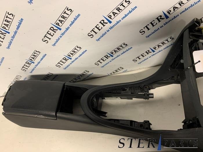 Middenconsoles van een Mercedes CLS-Klasse, Gebruikt, -, Ophalen of Verzenden, -