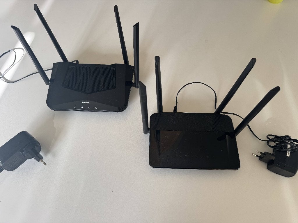 wifi router 2X D-LINK D-Link DIR-X1560 + D-Link DIR-842, Ophalen, Gebruikt, Router, D link