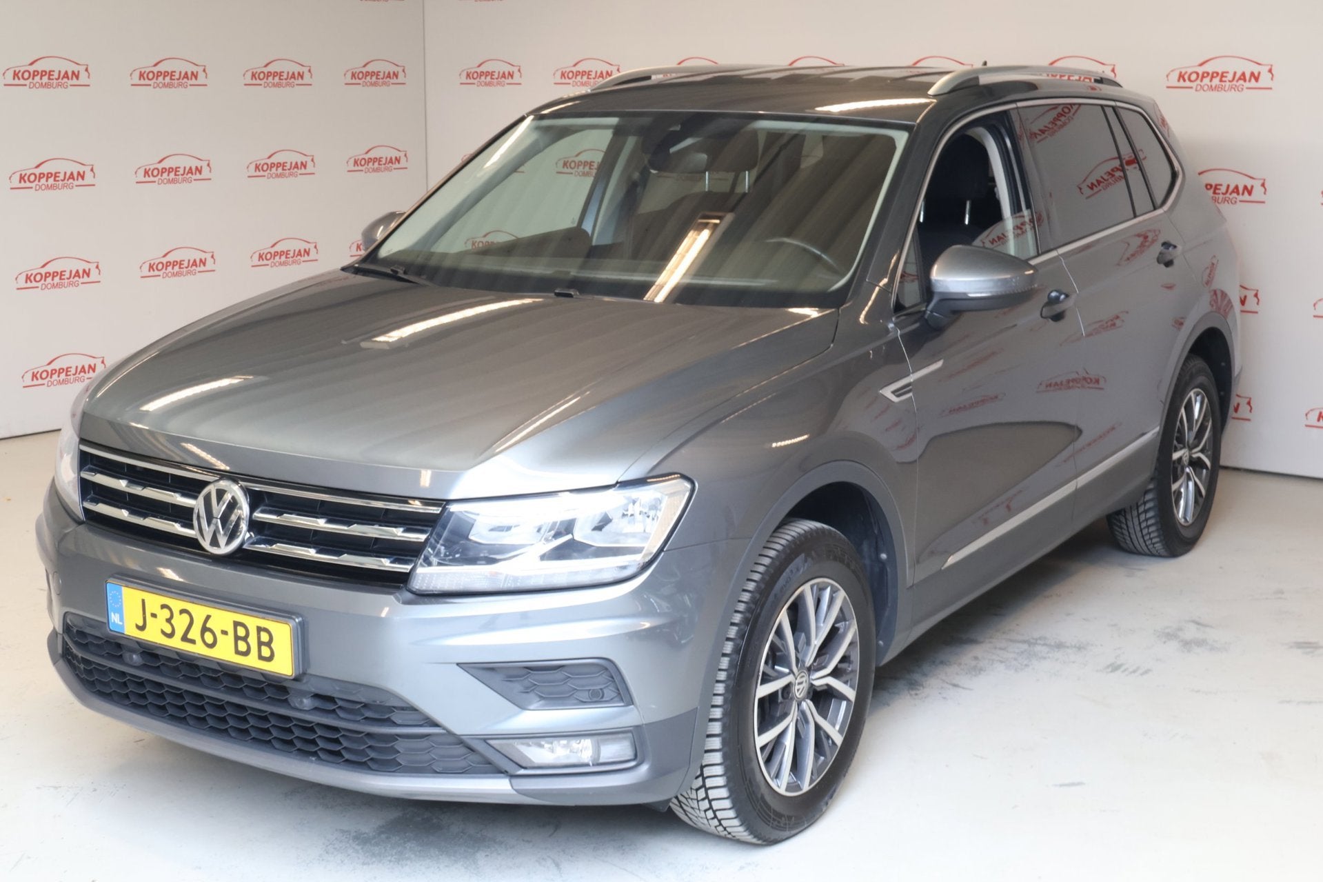 Volkswagen Tiguan Allspace 1.5 TSI Comfortline Business 7p N, Stof, 4 cilinders, 7 stoelen, Origineel Nederlands