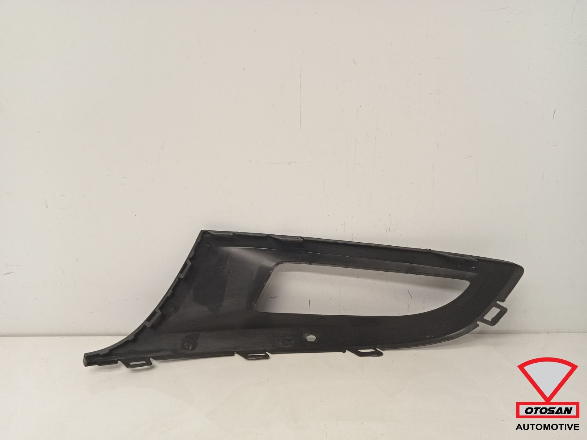 VW Polo 6R Mistlamp Afdekking Rooster Rechts 9>14, Gebruikt, Volkswagen, Volkswagen AG, Berliner Ring 2
38440  Wolfsburg, DE