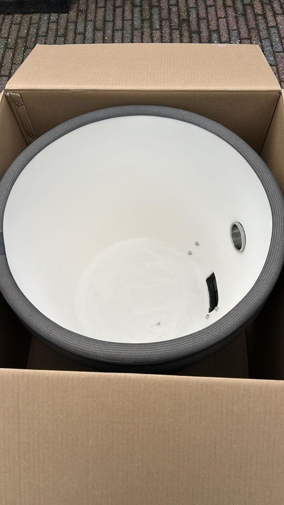 Nieuwe Dome voor Grizzly Grill Large elite- Ongebruikt, Ophalen, Nieuw