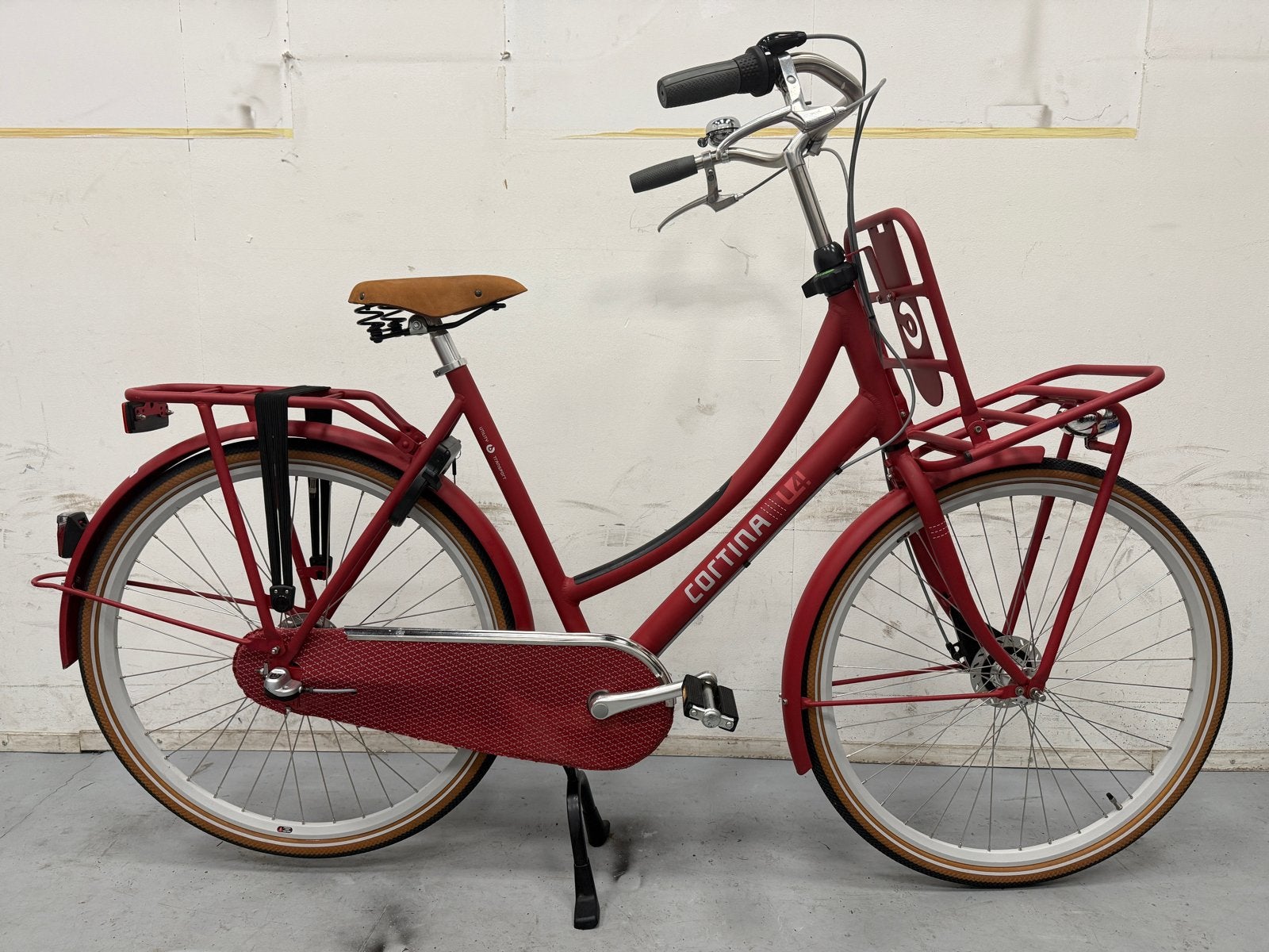 Nette Cortina U4 Transportfiets - Rood Z.g.a.n., 26 inch of meer, Versnellingen, Ophalen of Verzenden, Zo goed als nieuw