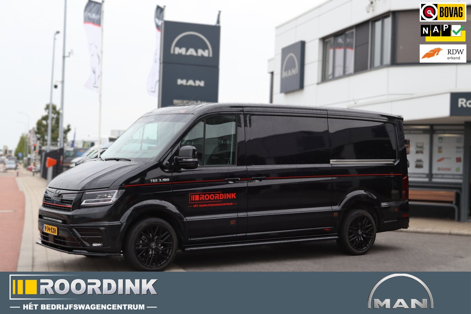 MAN TGE Exclusieve Roordink Demo! 180PK, Black Edition, Binn, Auto's, Gebruikt, 4 cilinders, Zwart, Bedrijf