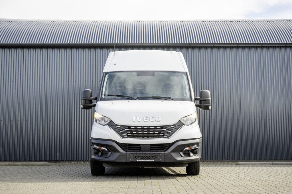 Iveco Daily *35S14V 2.3 L2H2 | Automaat | Euro 6 | Cruise |, Gebruikt, Euro 6, Wit, Bedrijf