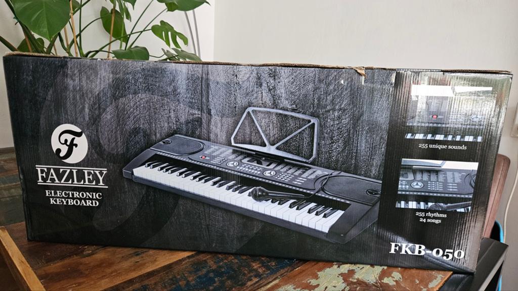 Fazley FKB-050 Elektronisch Keyboard - Nieuw in Doos, Muziek en Instrumenten, Keyboards, 61 toetsen, Nieuw, Met standaard, Ophalen