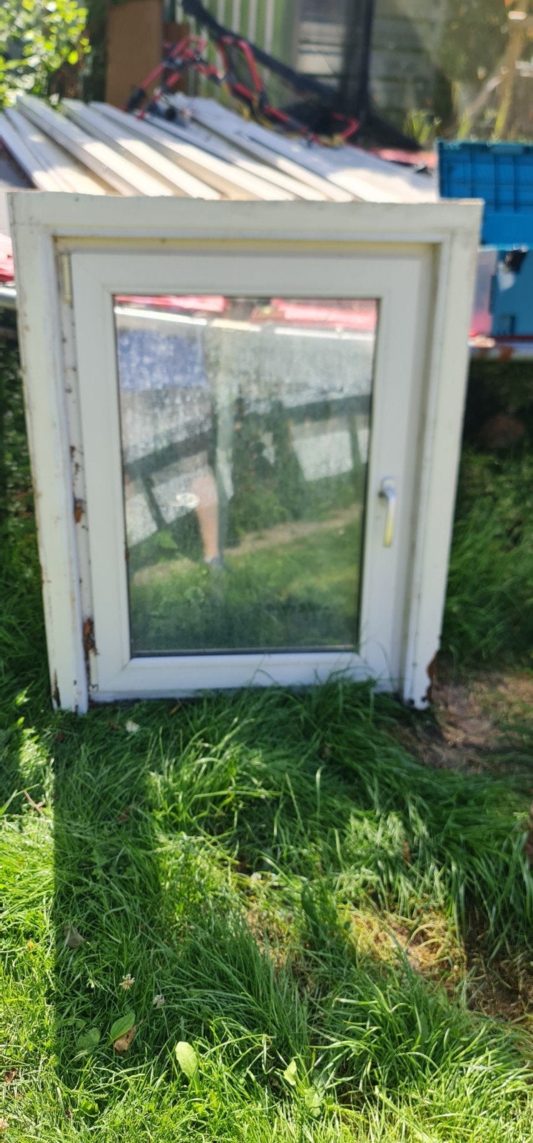 Gratis:Kantelkiepraam kunsstof., Ophalen, Gebruikt, Minder dan 80 cm, Overige typen
