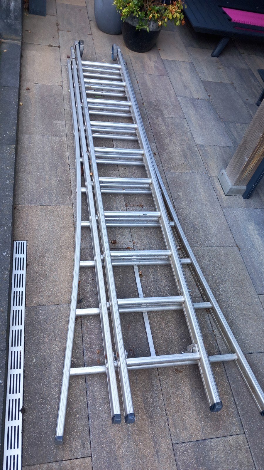 Aluminium ladder 10 treden per deel, Doe-het-zelf en Verbouw, Ophalen, Gebruikt, Ladder, Opvouwbaar of Inschuifbaar
