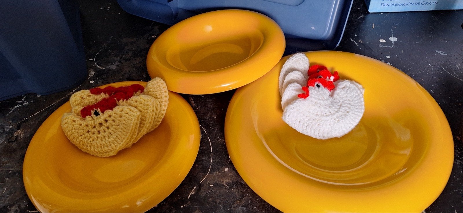 Paas decoraties eierdopjes gele schaaltjes  ed zie foto's, Ophalen of Verzenden, Zo goed als nieuw