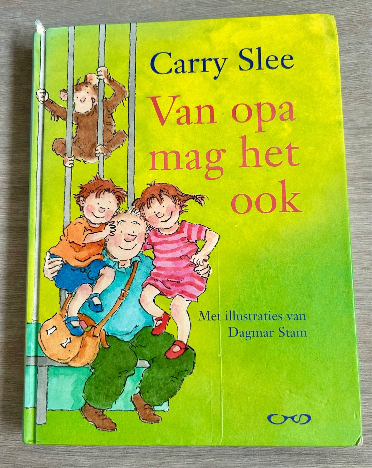 Carry Slee - Van opa mag het ook (kinderboek), Ophalen of Verzenden, Zo goed als nieuw, Fictie algemeen