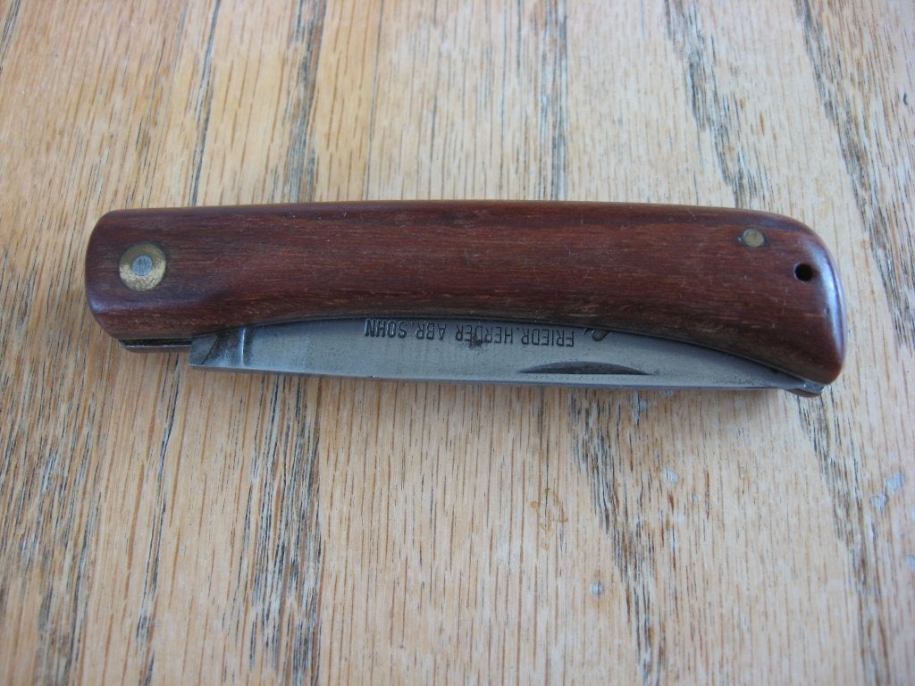 Vintage zakmes Friedrich Herder vlijmscherp, in goede staat, Caravans en Kamperen, Kampeergereedschap, Ophalen of Verzenden, Gebruikt
