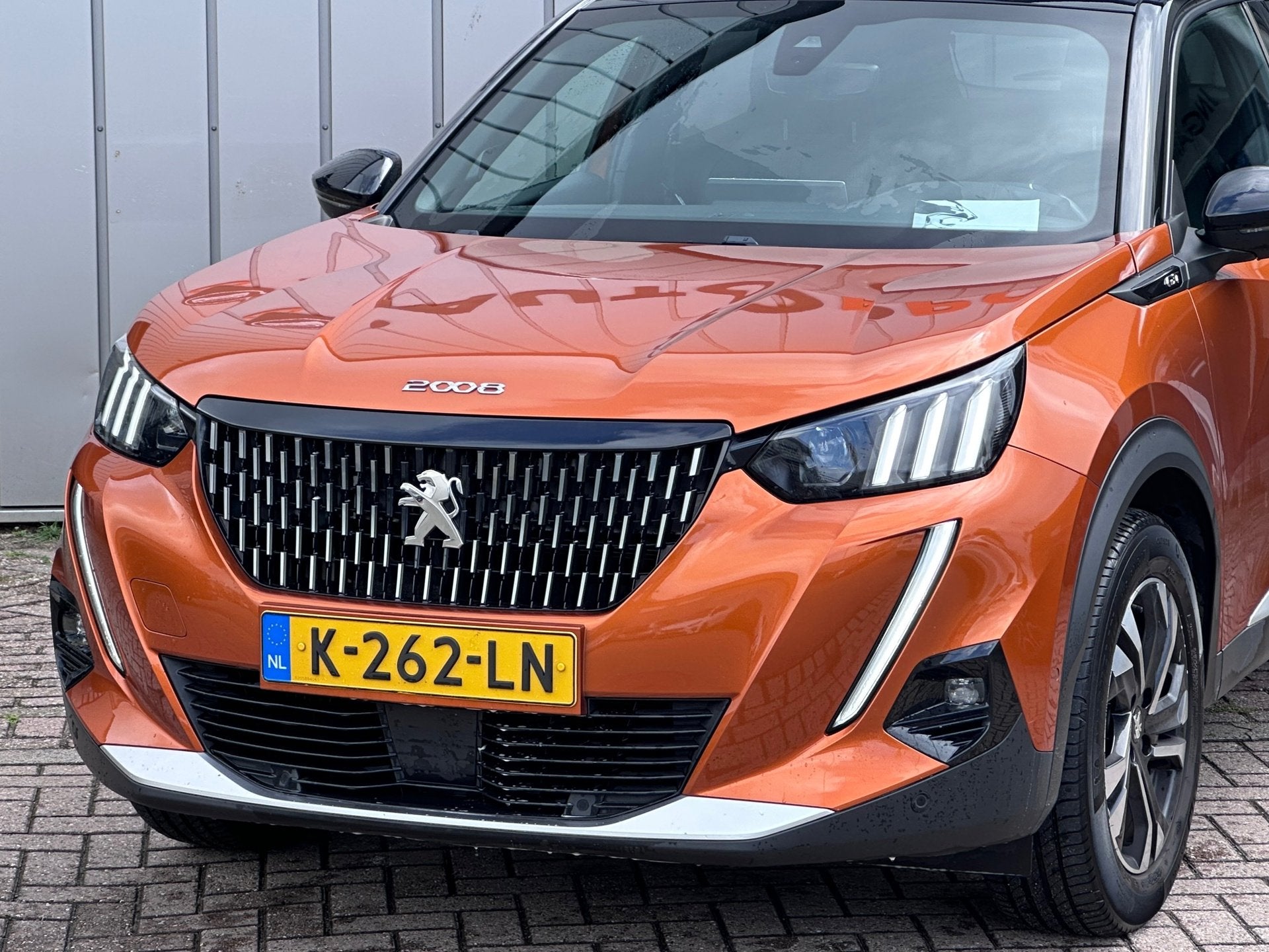 Peugeot 2008 1.2 PureTech GT 360 CAMERA DEALER OND PDC, Auto's, Voorwielaandrijving, Dealer onderhouden, Gebruikt, Verwarmde buitenspiegels