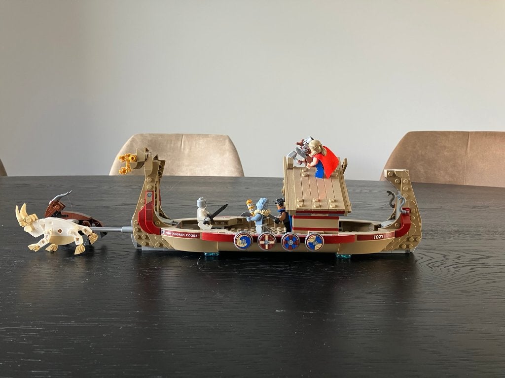 Lego 76208 - Het Geitenschip - Thor Love and Thunder, Marvel, Lego, Ophalen of Verzenden, Zo goed als nieuw