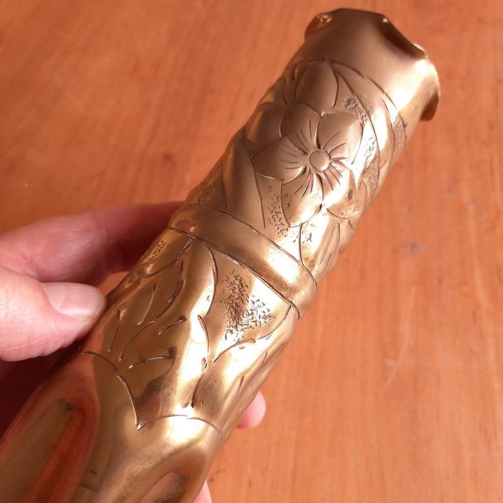 Trench Art: Bewerkte Ranke 40 mm Huls Granaathuls, Verzenden, Landmacht, Nederland, Hulzen of Bodemvondsten