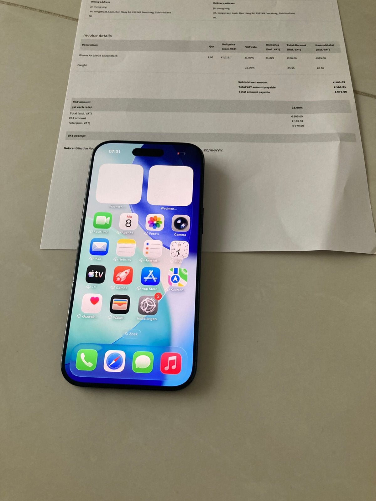 Iphone 17 Air zwart  256gb 5G fatuur met garantie, Telecommunicatie, Mobiele telefoons | Apple iPhone, 99 %, Zwart, Zo goed als nieuw