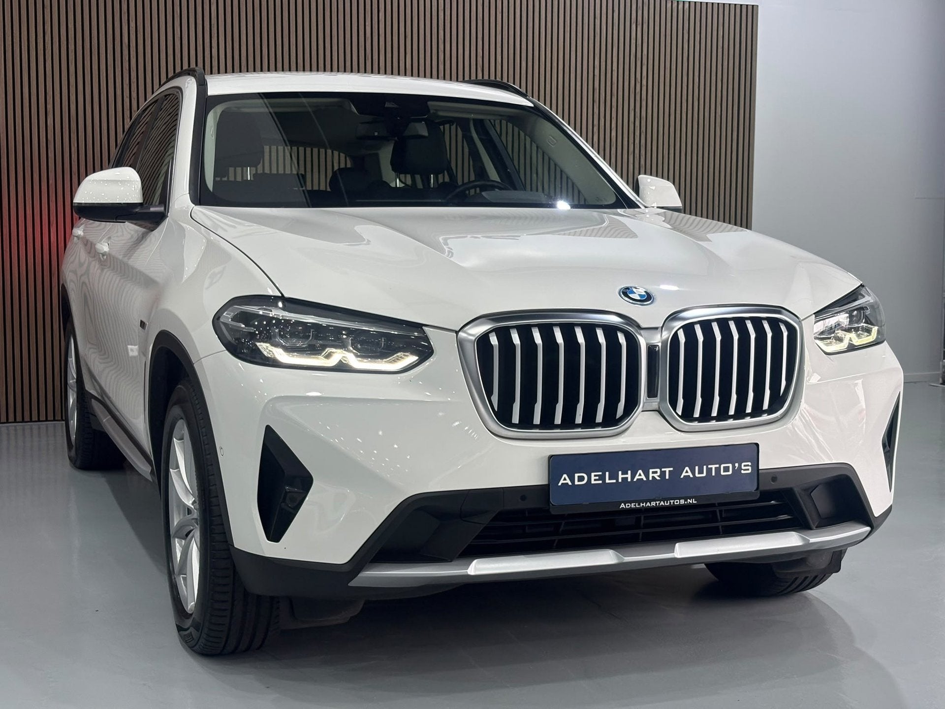 Foto 3 van BMW X3 XDrive30e Face lift Business Edition Plus 292 PK / Na