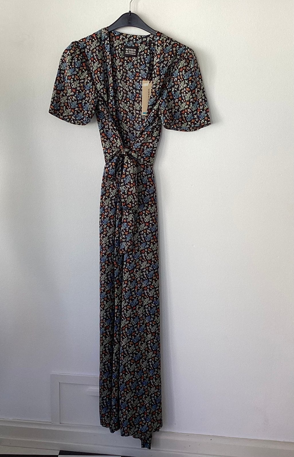 SCOTCH&SODA nieuwe jurk,mt M, Kleding | Dames, Verzenden, Nieuw, Onder de knie