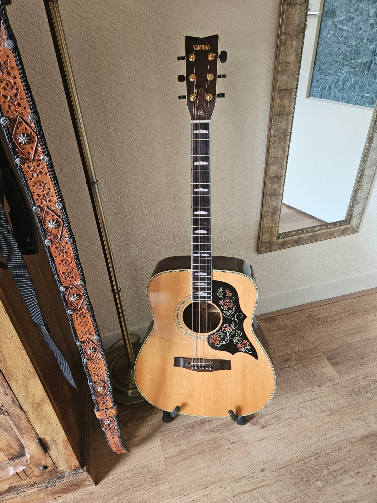 Yamaha FG350 W, Muziek en Instrumenten, Snaarinstrumenten | Gitaren | Akoestisch, Ophalen of Verzenden, Gebruikt, Western- of Steelstringgitaar